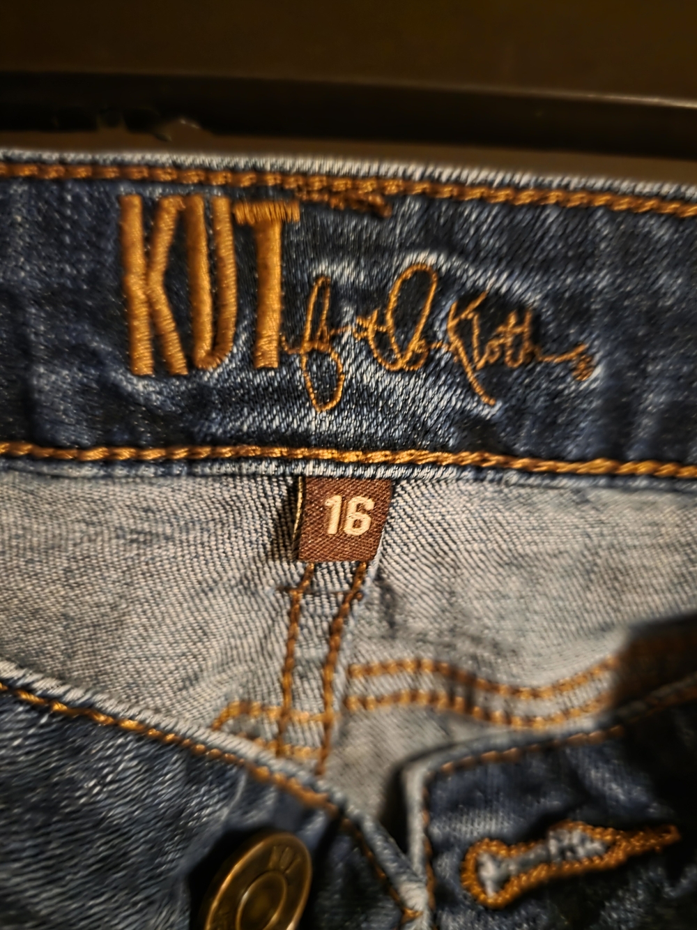 Kut from the Kloth Women's Blue Denim Boyfriend Jeans with Contrast Stitching
